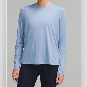Lululemon Ultralight hip length Long Sleeve Shirt - Blue Willow